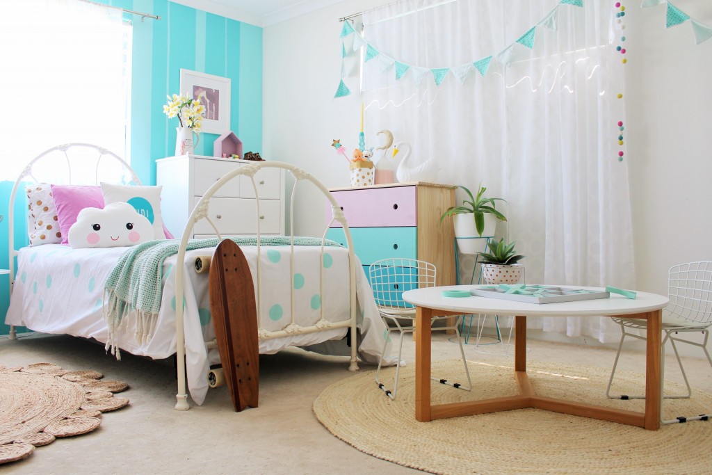 Shared Space - kids interiors by www.fourcheekymonkeys.com