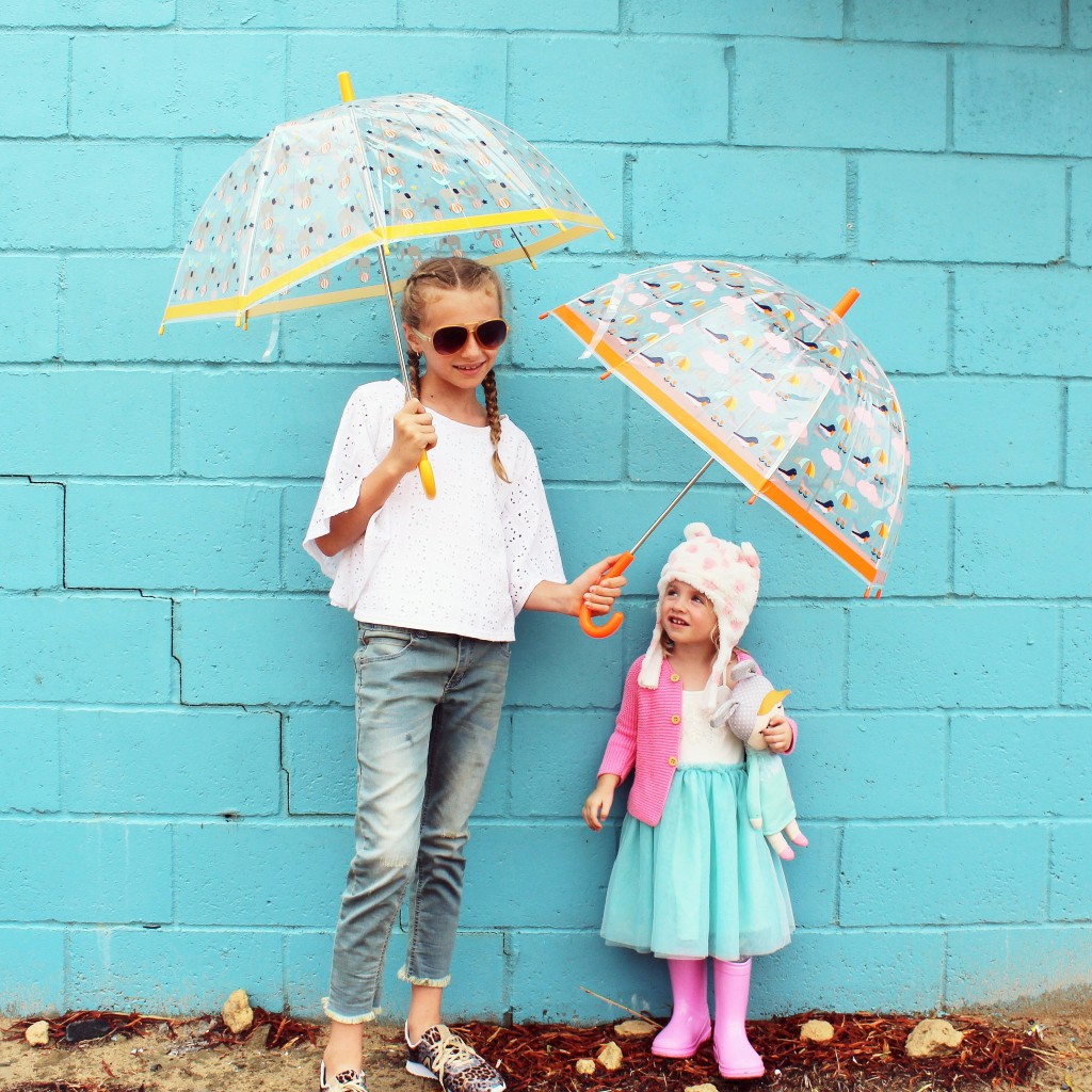 Cool gift ideas for kids | banjo umbrellas - more on the blog www.fourcheekymonkeys.com