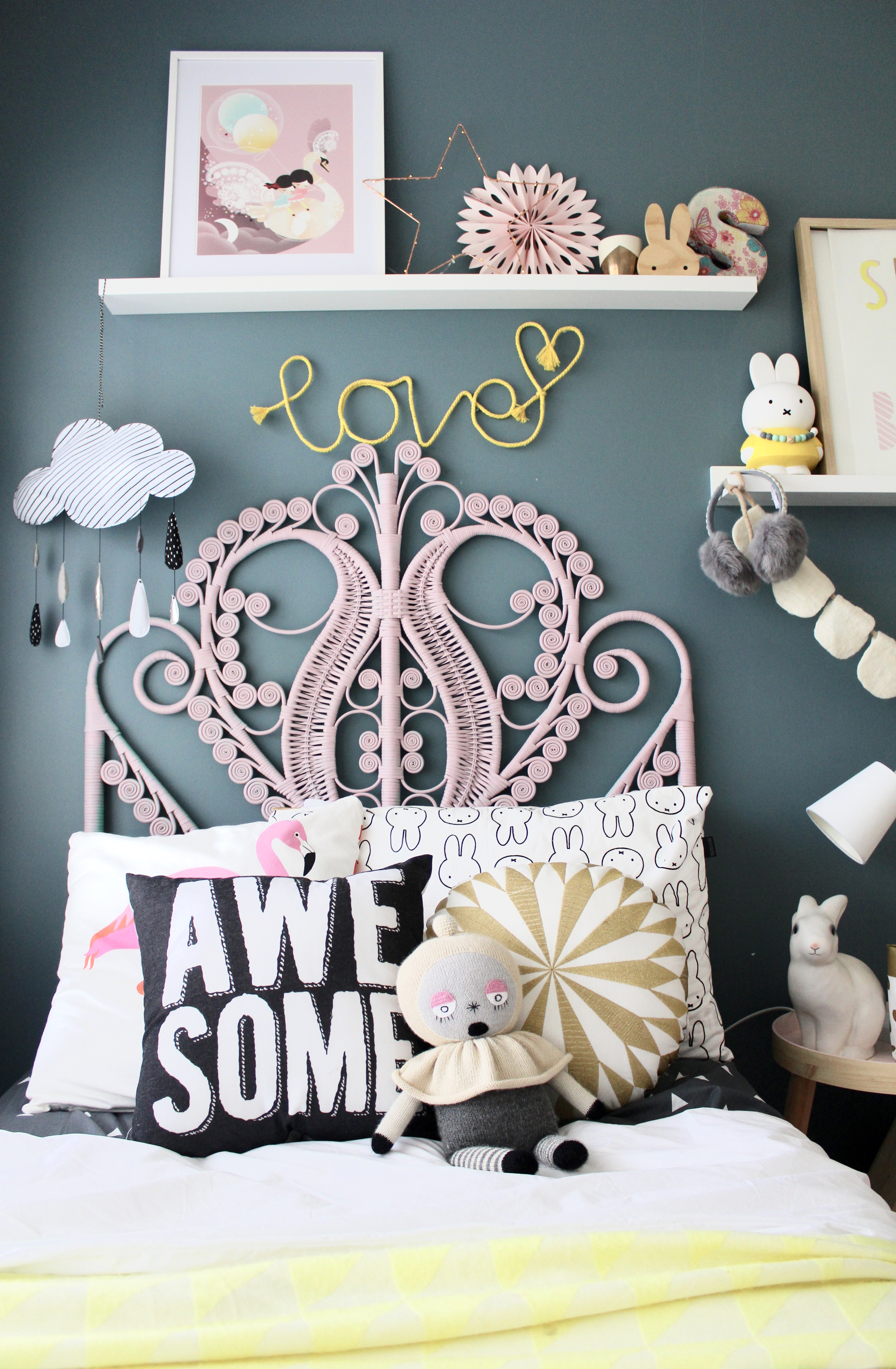 Interiors and decor - simple wall art DIY