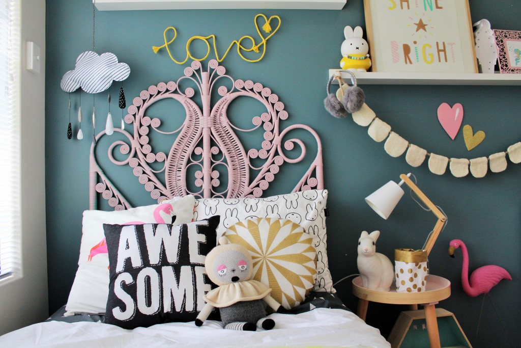 DIY easy wall art hanging for the home | four cheeky monkeys | kids interior and decor blog 