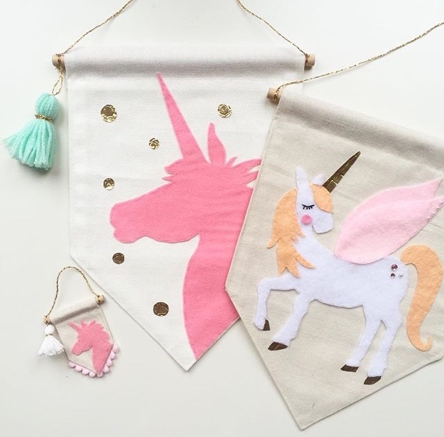 Unicorn (and pegasus) perfection by @littleoliveandco