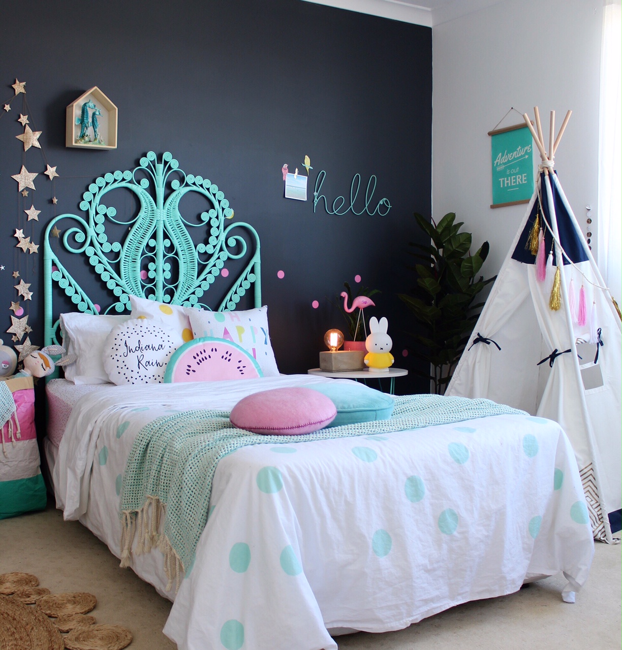 Children's bedroom tepee