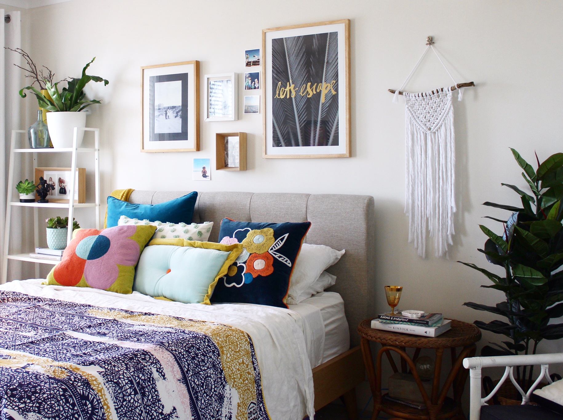 Bedroom ideas - modern boho| more pics on the blog