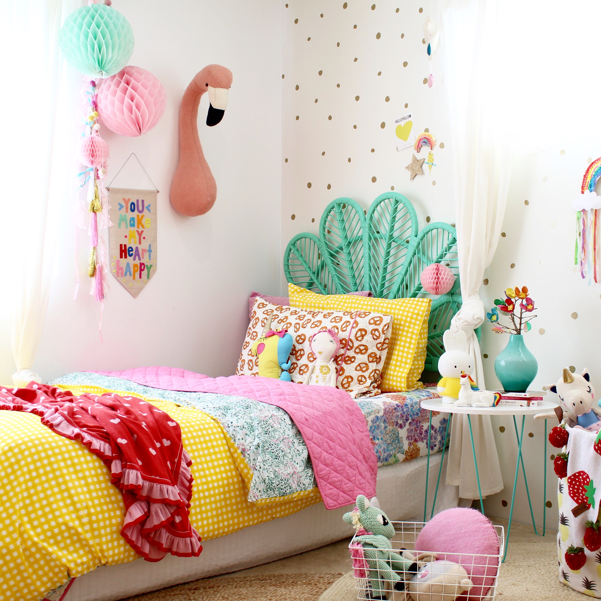 Girls rainbow hot sale bedroom