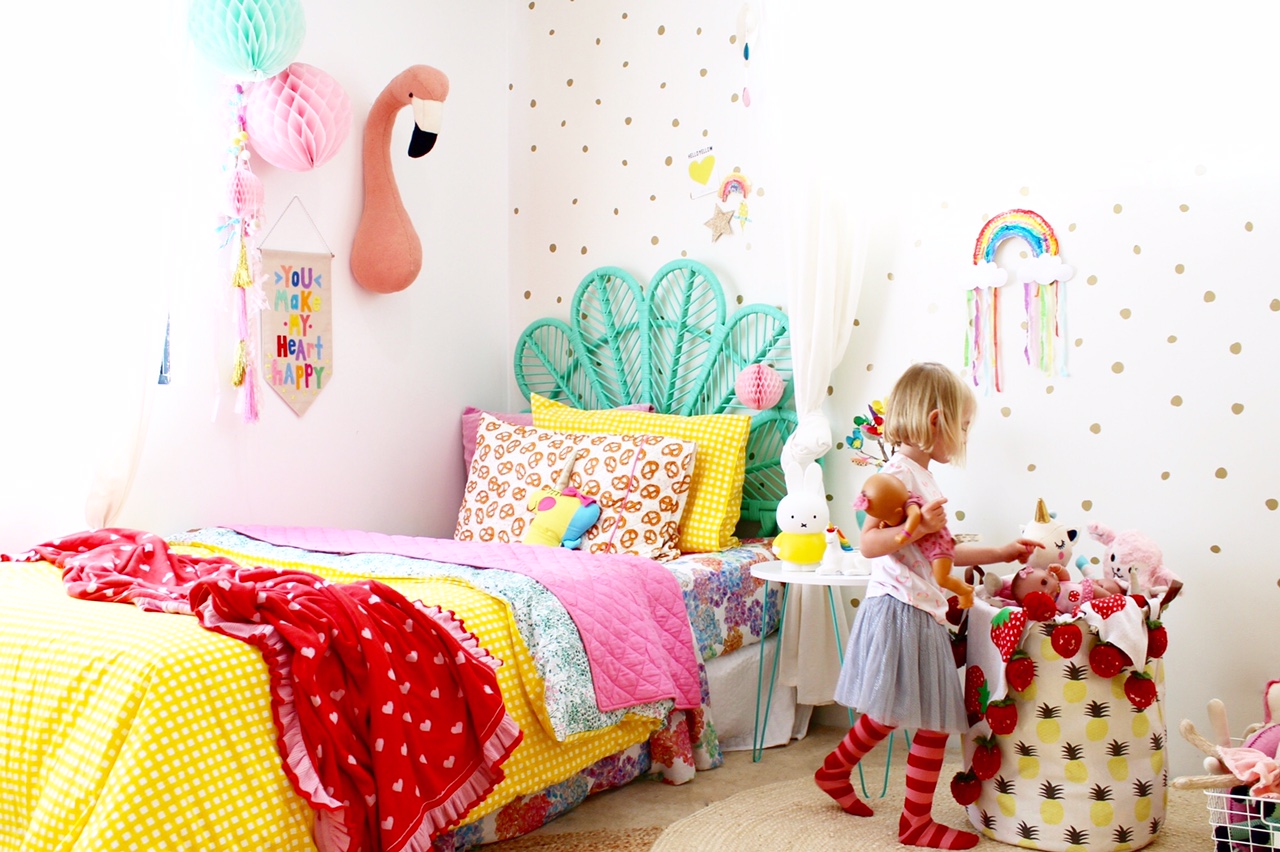 kids rainbow bedroom